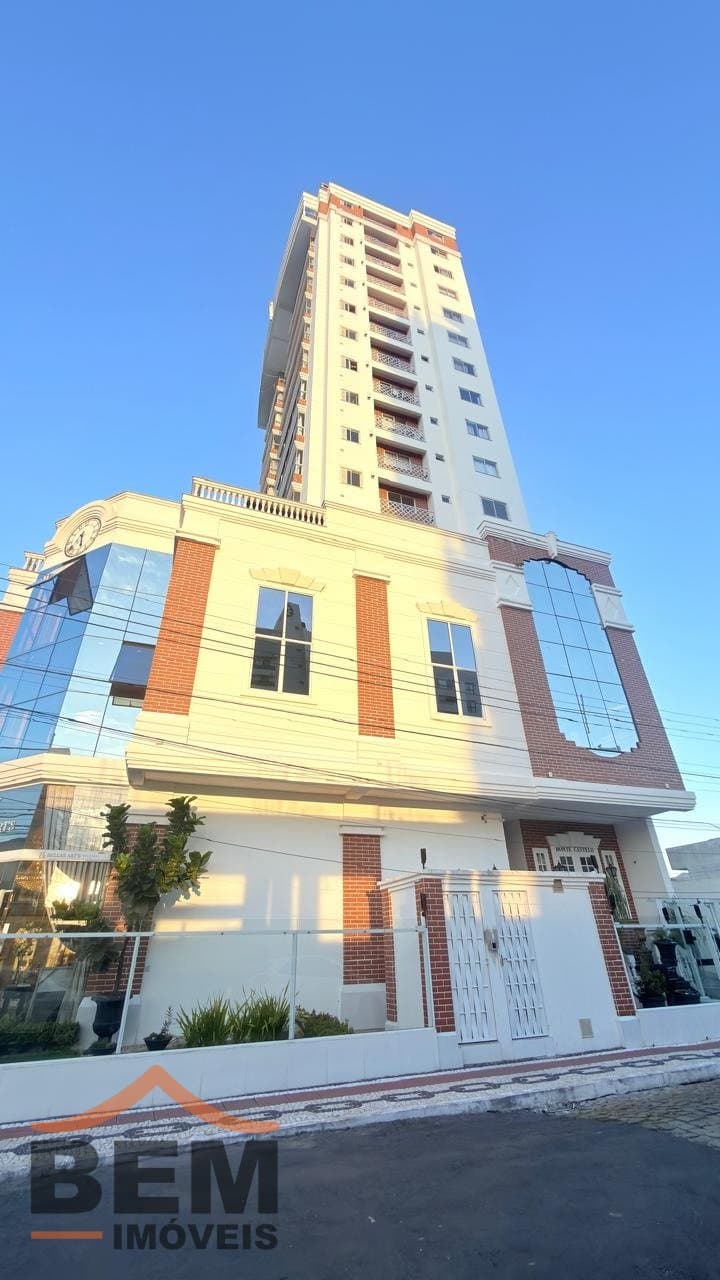 Apartamento para Venda com 2 quartos e 248m² no bairro São João, em Itajaí
