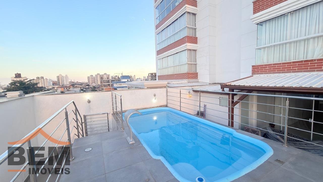 Apartamento para Venda com 2 quartos e 248m² no bairro São João, em Itajaí