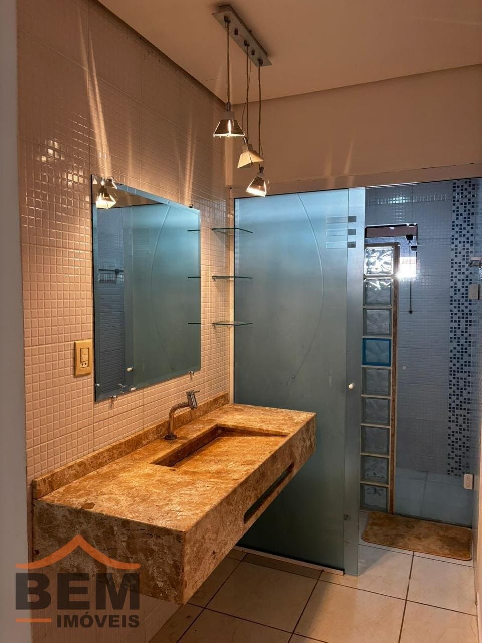 Casa para Locação com 2 quartos e 90m² no bairro Cordeiros, em Itajaí