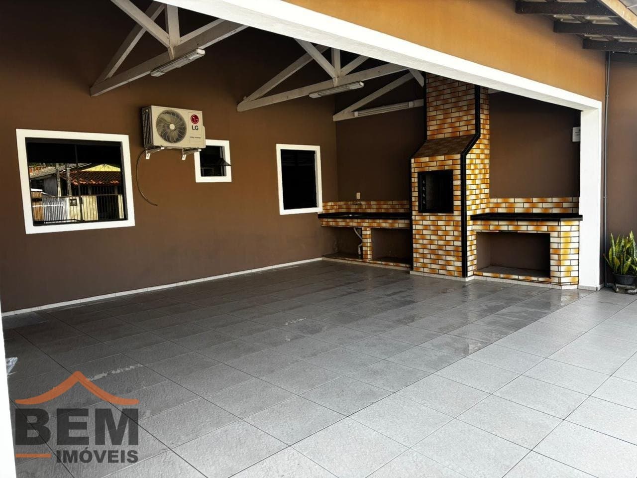Casa para Locação com 2 quartos e 90m² no bairro Cordeiros, em Itajaí
