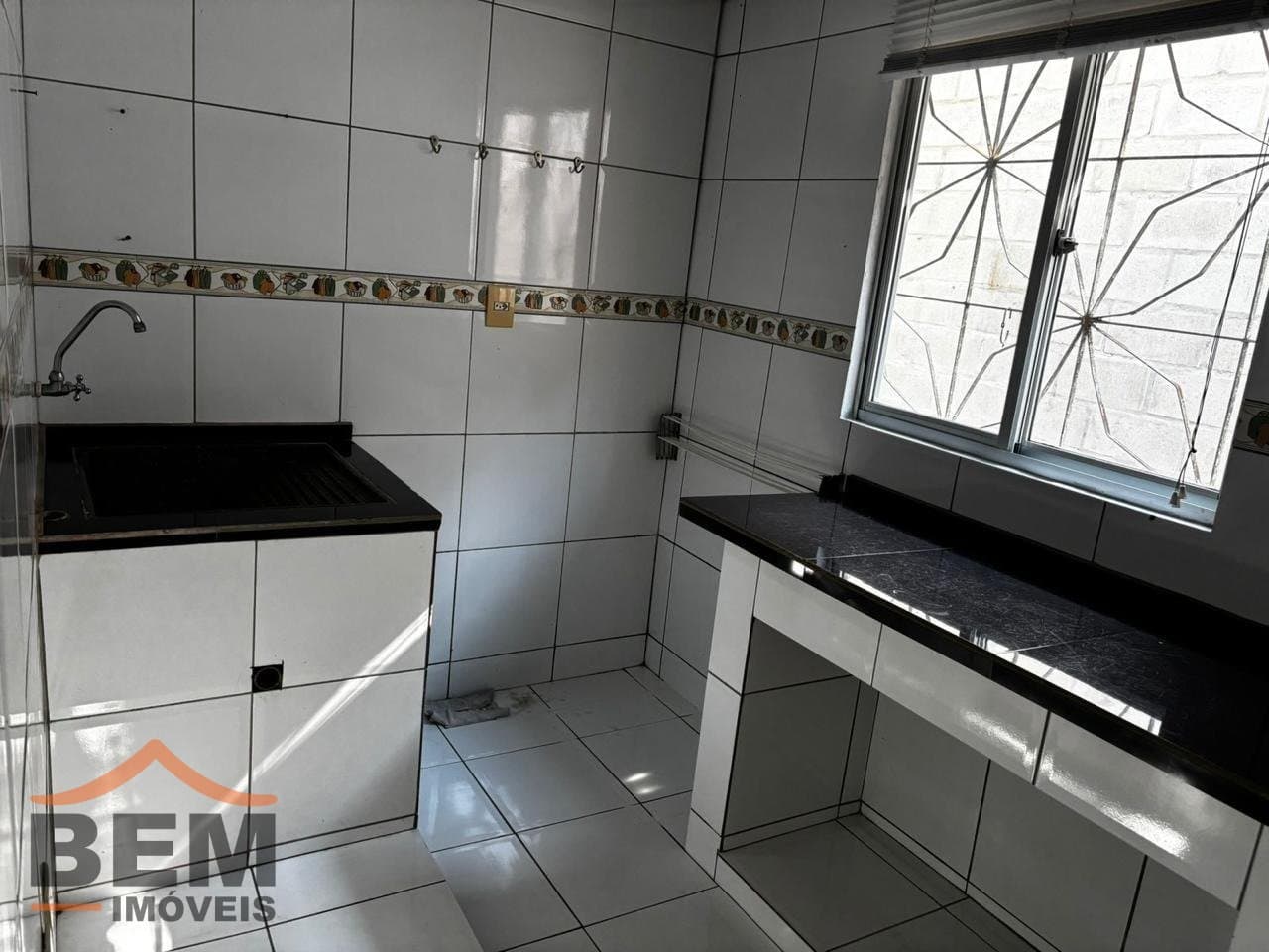 Casa para Locação com 2 quartos e 90m² no bairro Cordeiros, em Itajaí