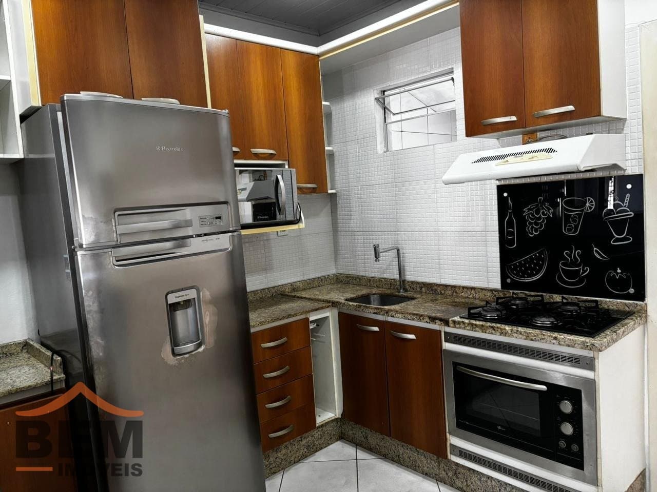 Casa para Locação com 2 quartos e 90m² no bairro Cordeiros, em Itajaí