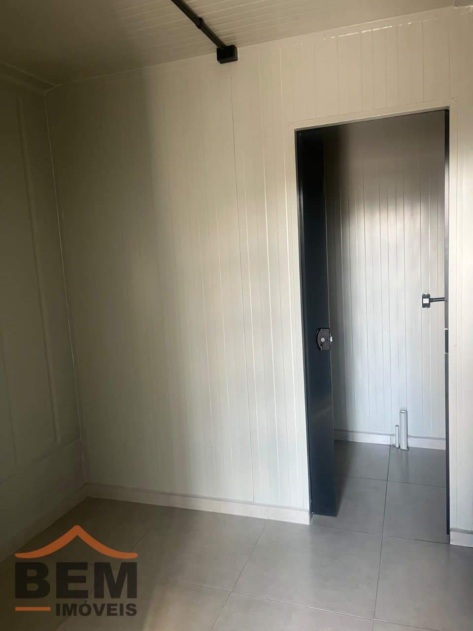 Kitnet para Locação com 1 quarto no bairro Fazenda, em Itajaí