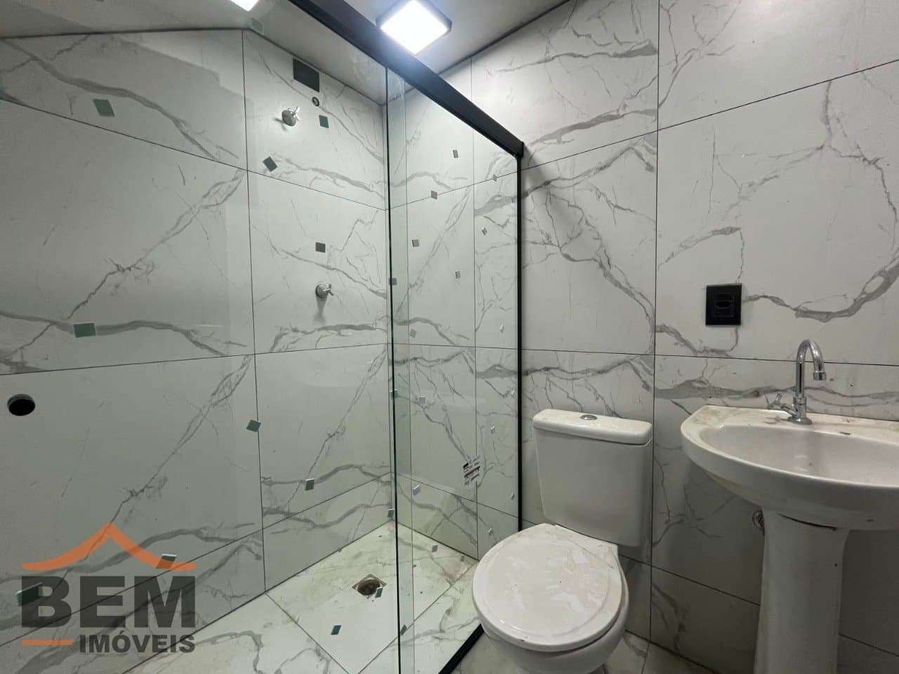 Apartamento para Locação com 2 quartos e 40m² no bairro São Vicente, em Itajaí