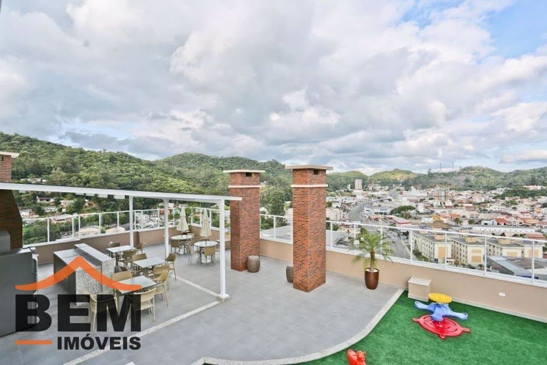 Apartamento para Locação com 2 quartos e 85m² no bairro Fazenda, em Itajaí