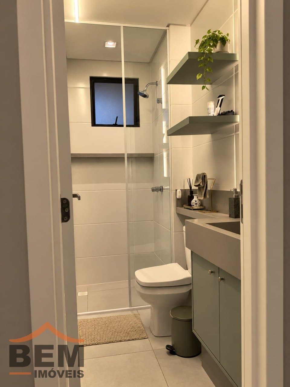 Apartamento para Venda com 3 quartos e 85m² no bairro Vila Operária, em Itajaí