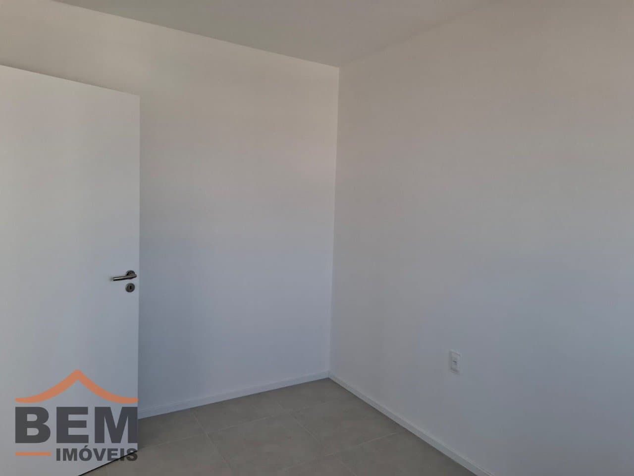 Apartamento para Locação com 2 quartos e 52m² no bairro São Vicente, em Itajaí