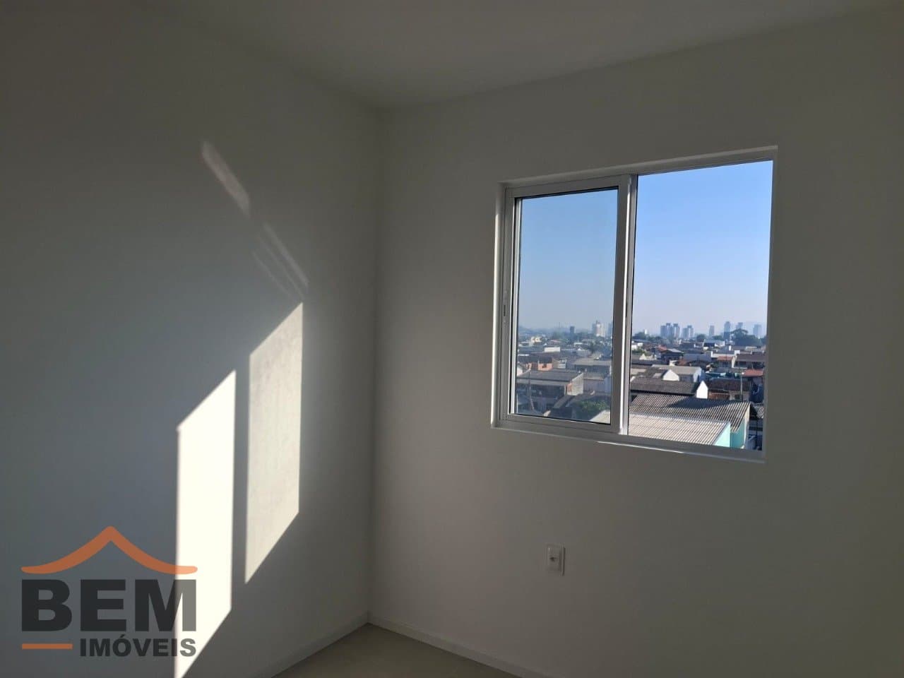 Apartamento para Locação com 2 quartos e 52m² no bairro São Vicente, em Itajaí