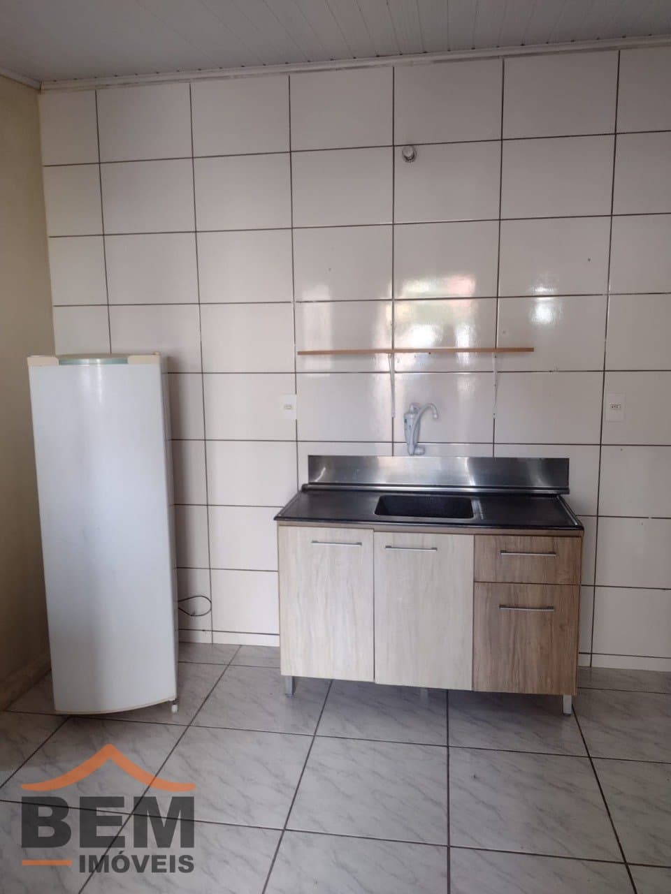 Kitnet para Locação com 1 quarto e 25m² no bairro Fazenda, em Itajaí