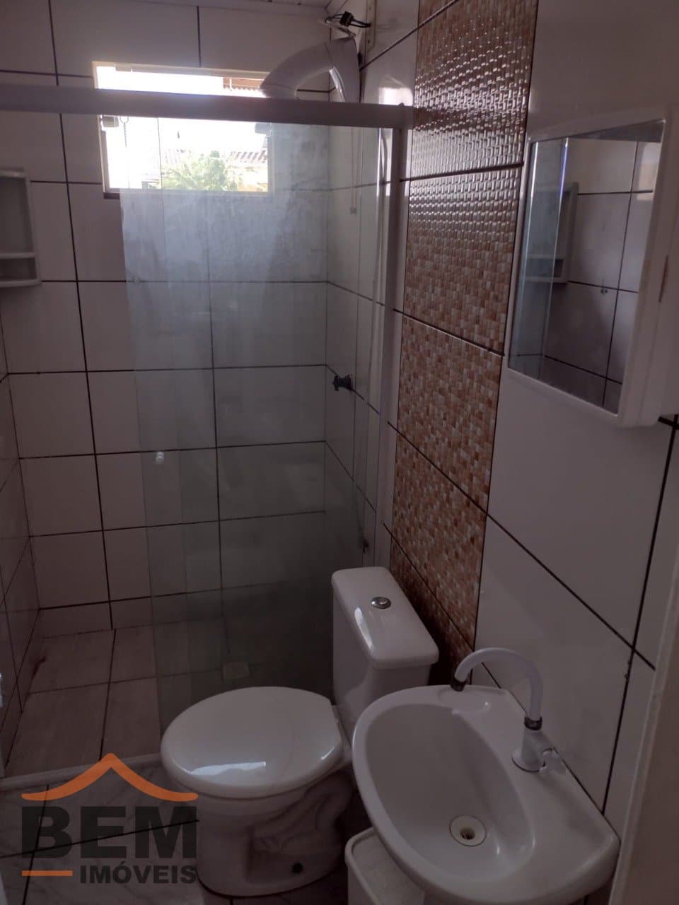 Kitnet para Locação com 1 quarto e 25m² no bairro Fazenda, em Itajaí