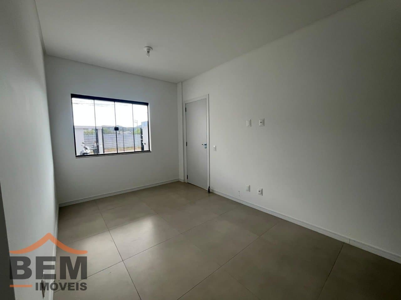Apartamento para Locação com 2 quartos no bairro Santa Regina, em Camboriú