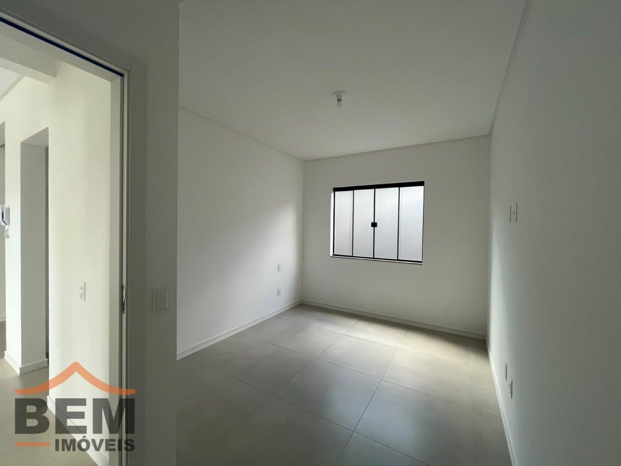 Apartamento para Locação com 2 quartos no bairro Santa Regina, em Camboriú