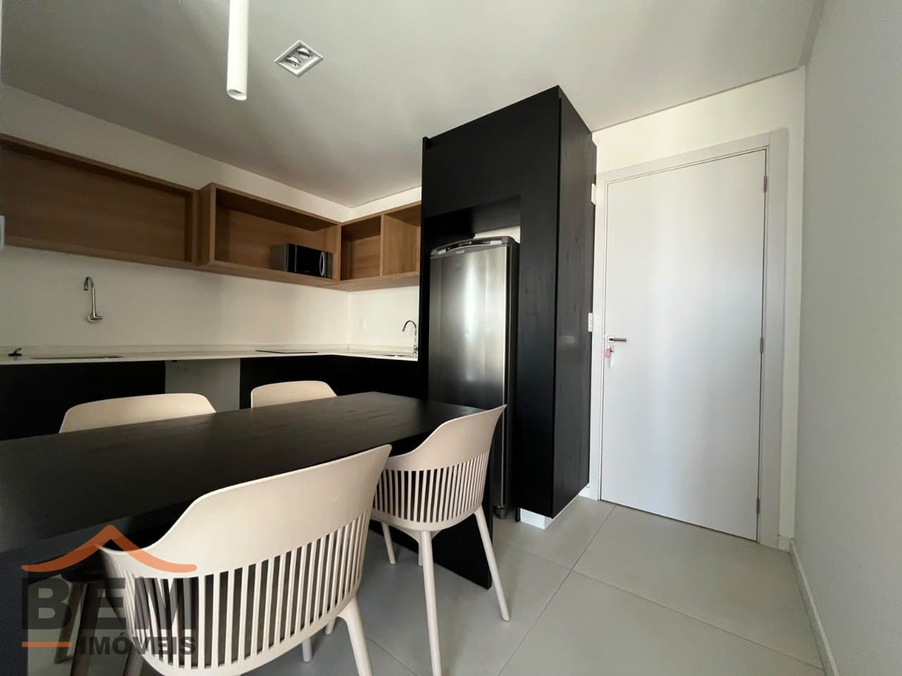 Apartamento para Locação com 1 quarto e 40m² no bairro Centro, em Itajaí