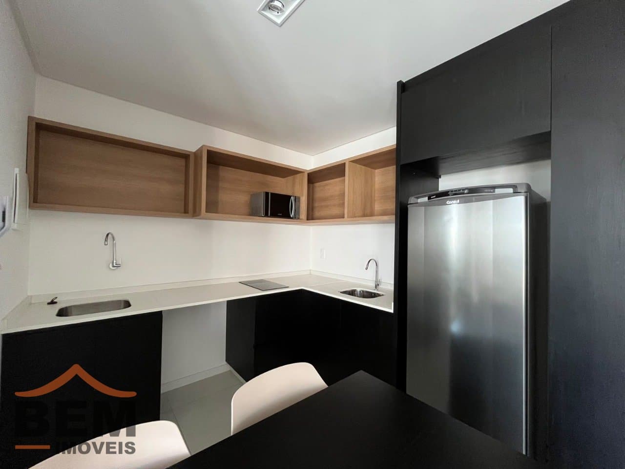 Apartamento para Locação com 1 quarto e 40m² no bairro Centro, em Itajaí