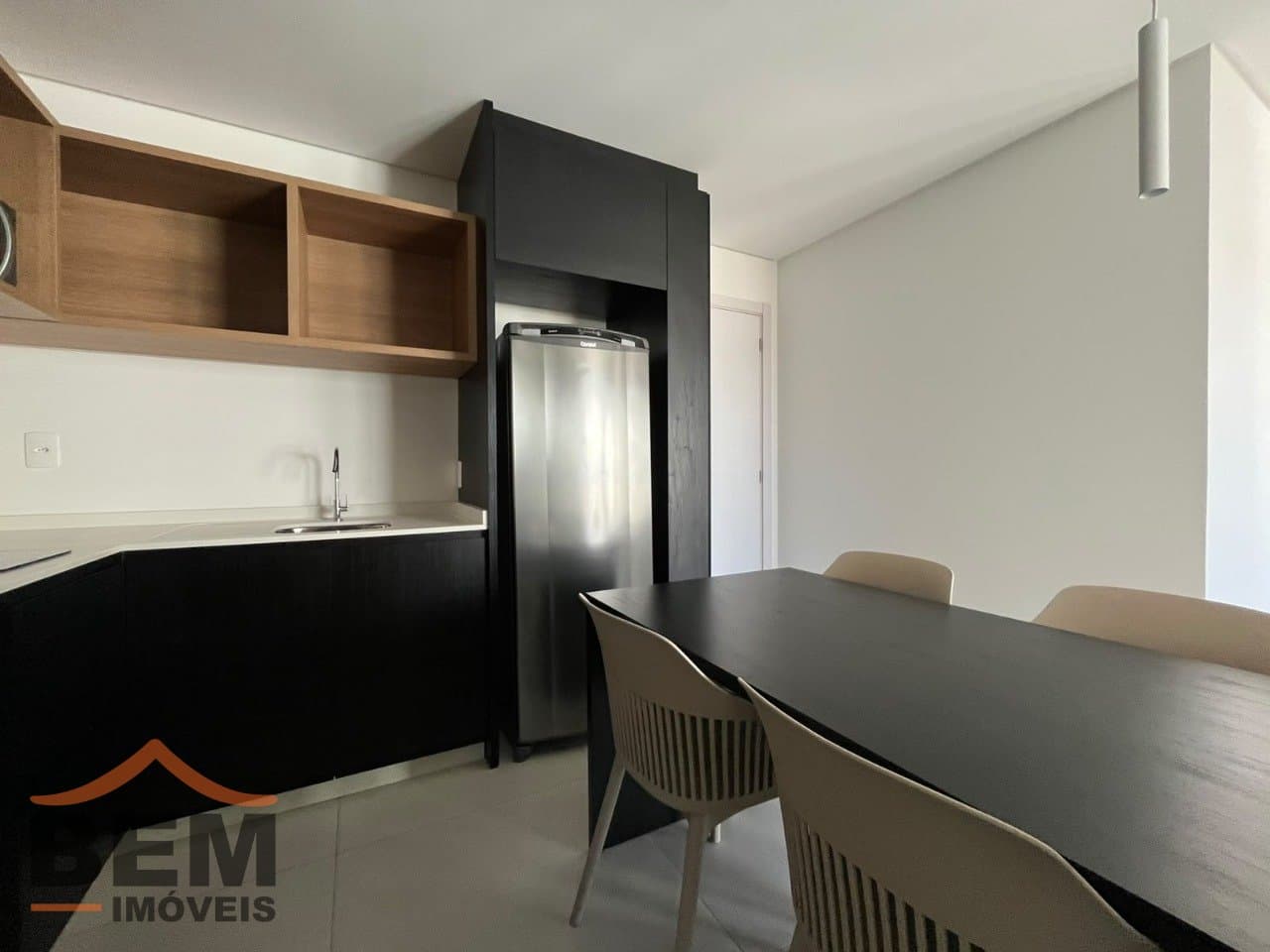 Apartamento para Locação com 1 quarto e 40m² no bairro Centro, em Itajaí