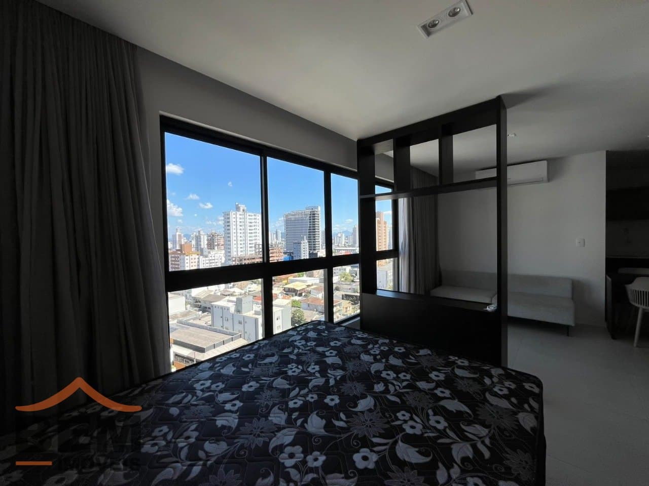Apartamento para Locação com 1 quarto e 40m² no bairro Centro, em Itajaí