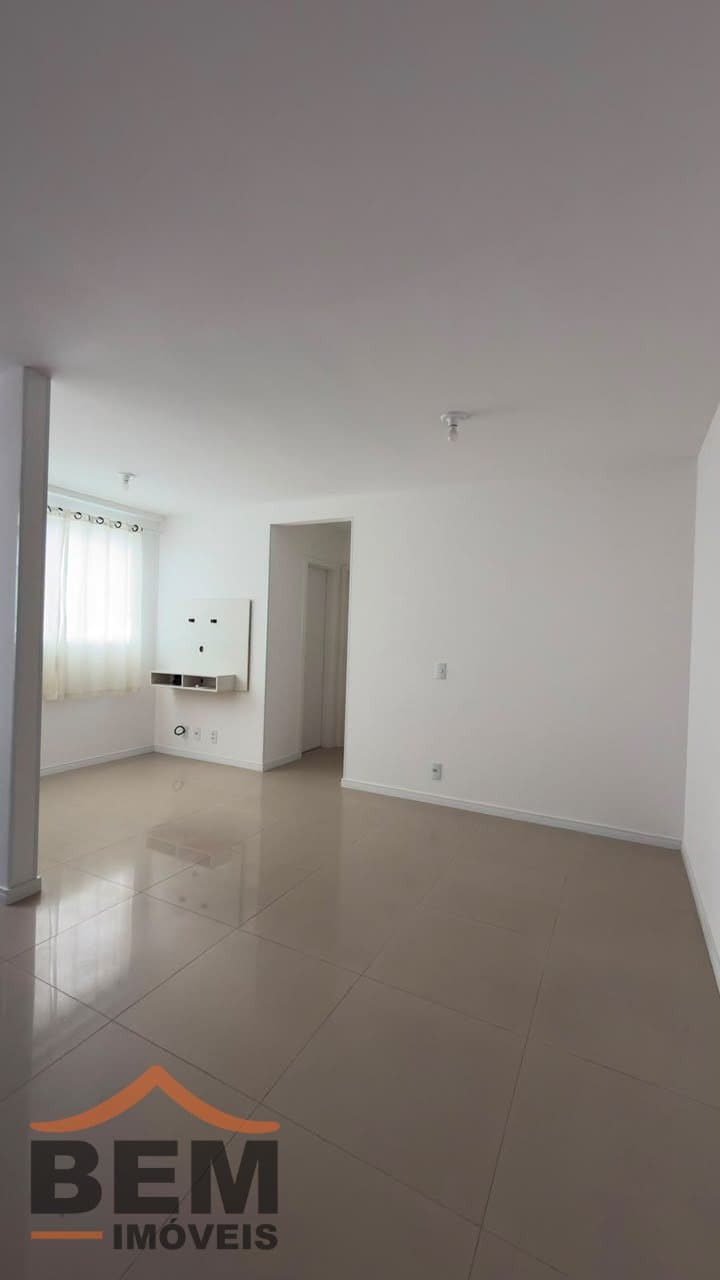 Apartamento para Locação com 2 quartos e 50m² no bairro Carvalho, em Itajaí