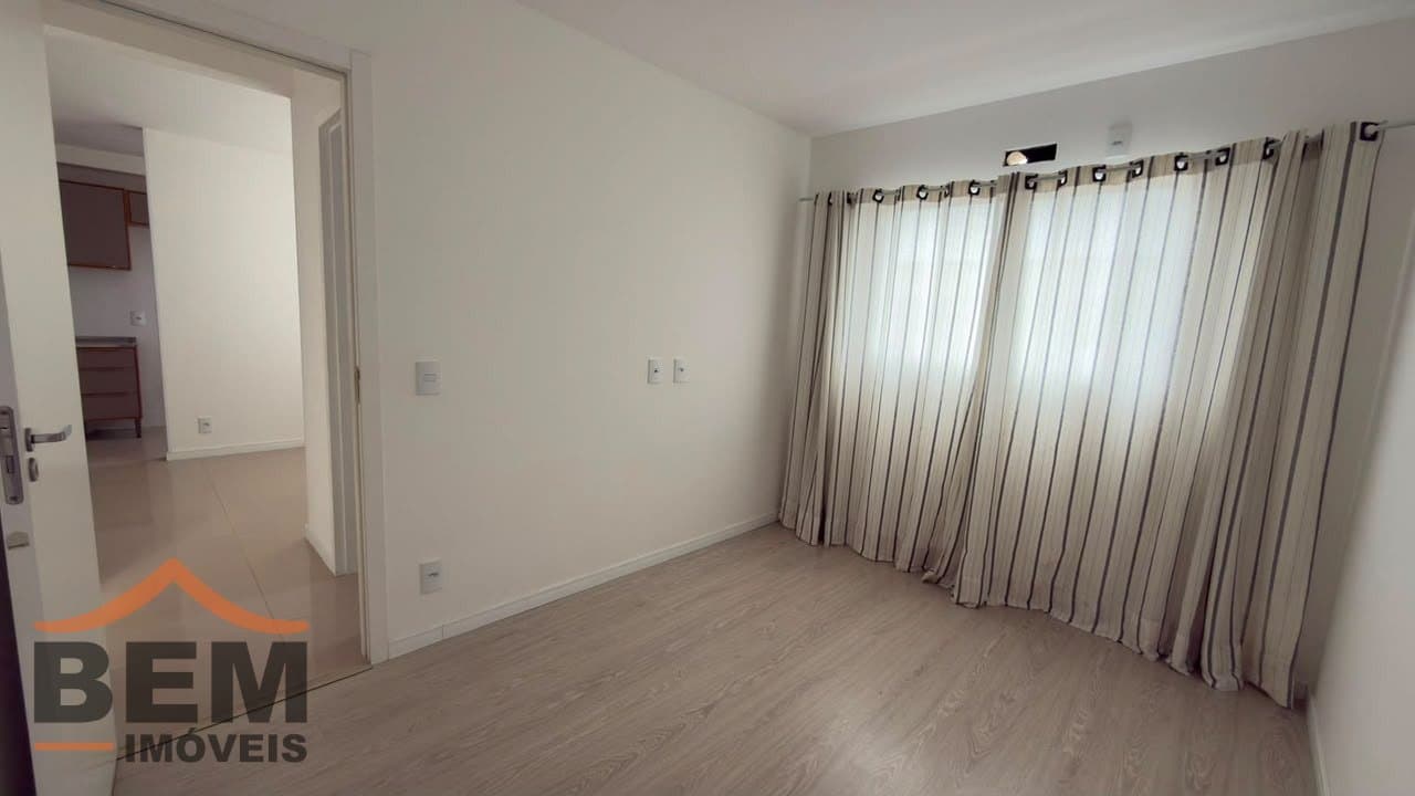 Apartamento para Locação com 2 quartos e 50m² no bairro Carvalho, em Itajaí