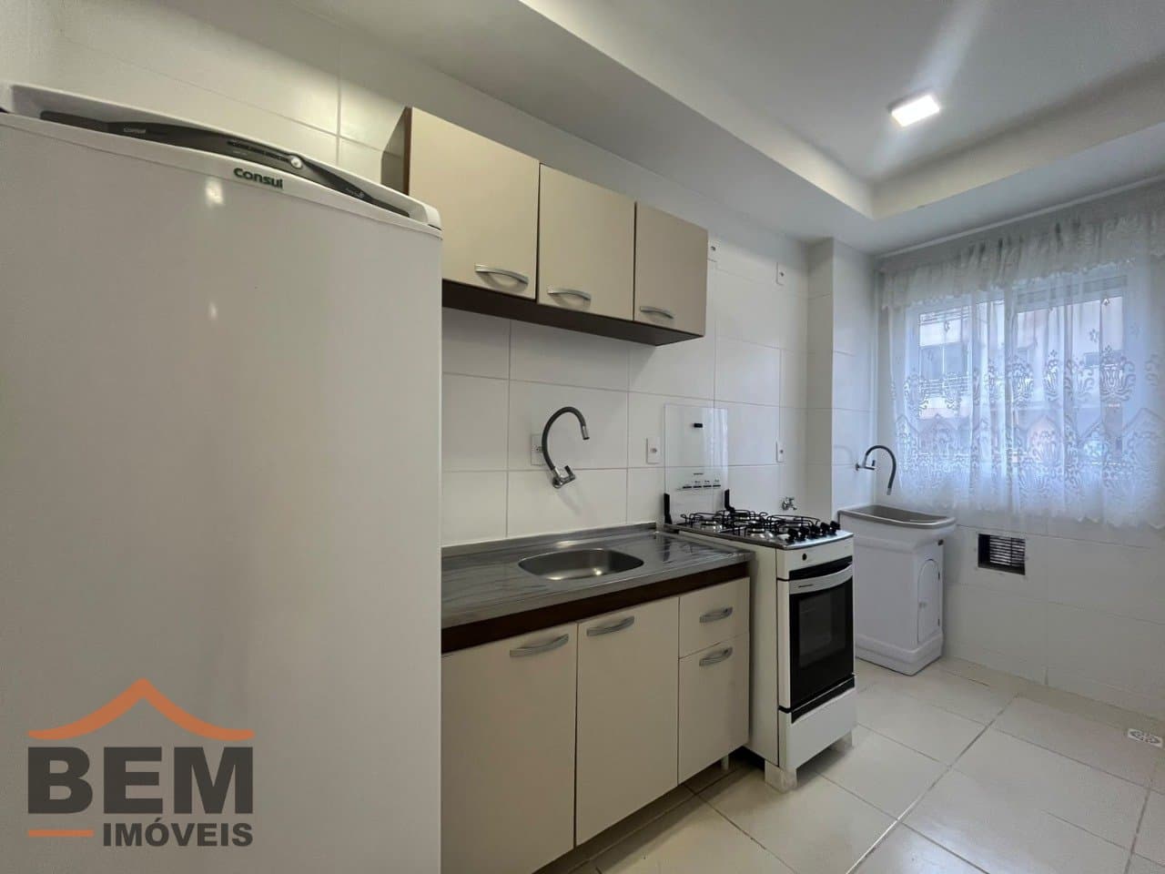 Apartamento para Locação com 2 quartos e 48m² no bairro Itaipava, em Itajaí