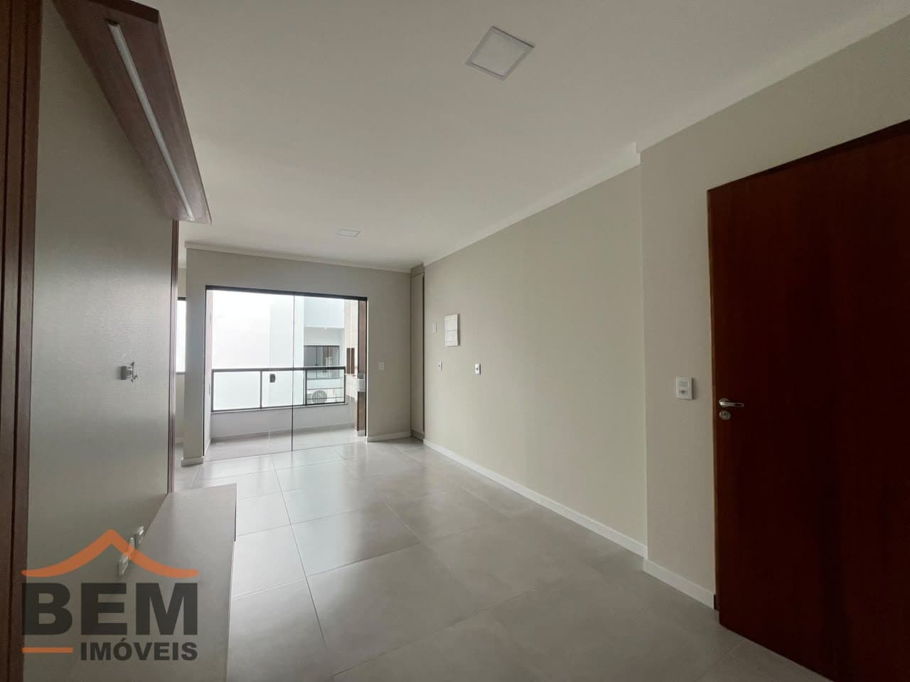 Apartamento para Locação com 2 quartos e 60m² no bairro São João, em Itajaí