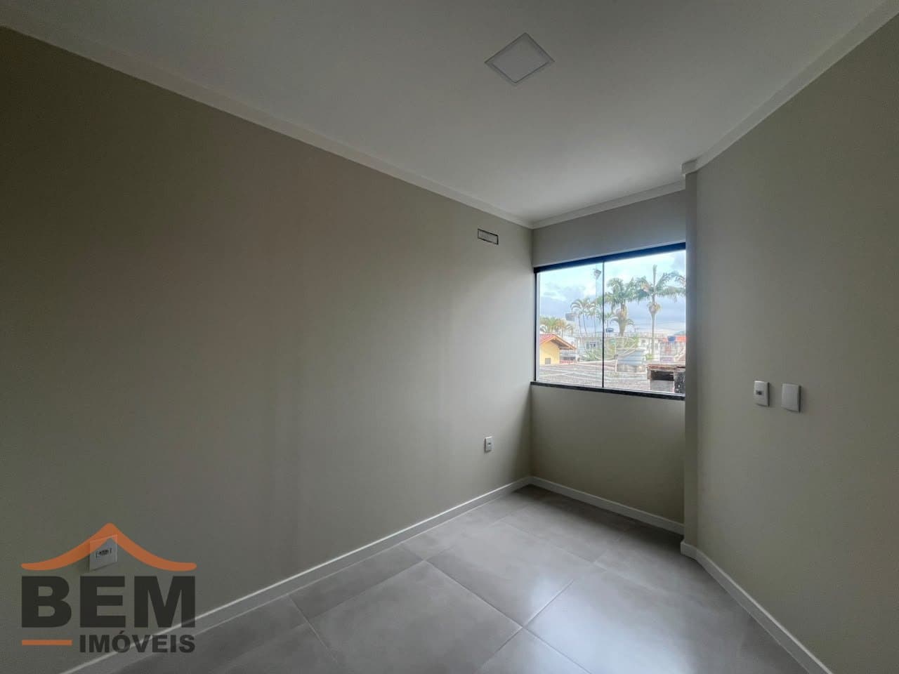 Apartamento para Locação com 2 quartos e 60m² no bairro São João, em Itajaí