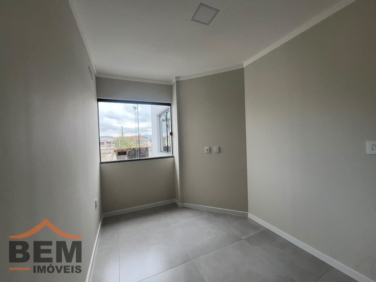 Apartamento para Locação com 2 quartos e 60m² no bairro São João, em Itajaí