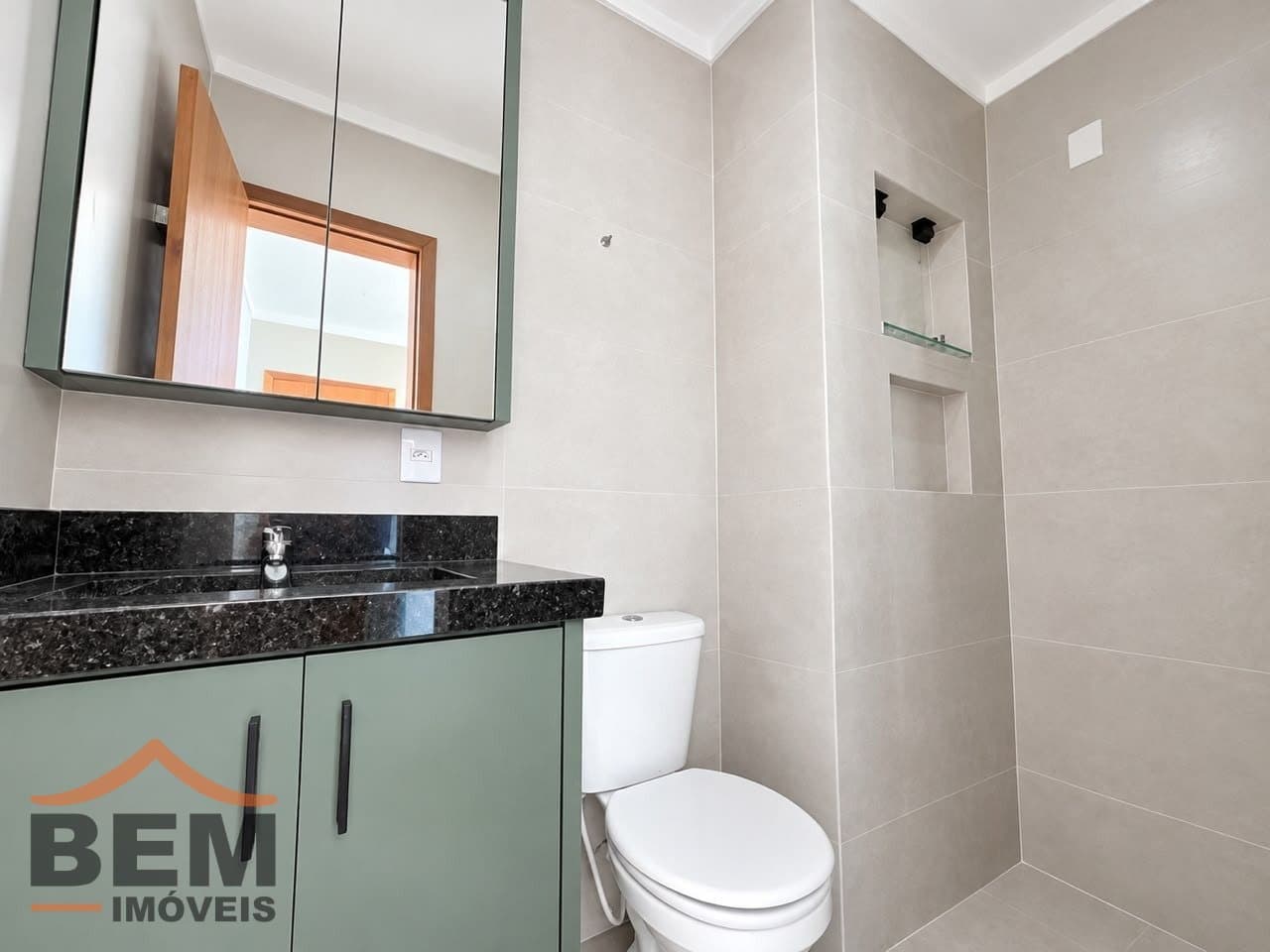 Apartamento para Locação com 2 quartos e 60m² no bairro São João, em Itajaí