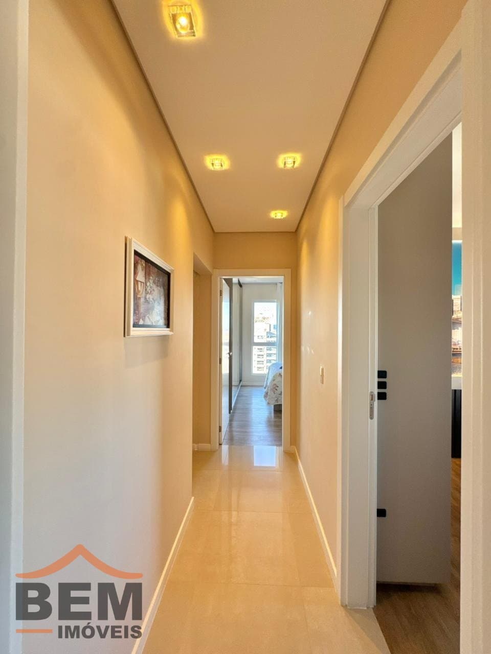Apartamento para Venda com 3 quartos e 96m² no bairro Vila Operária, em Itajaí