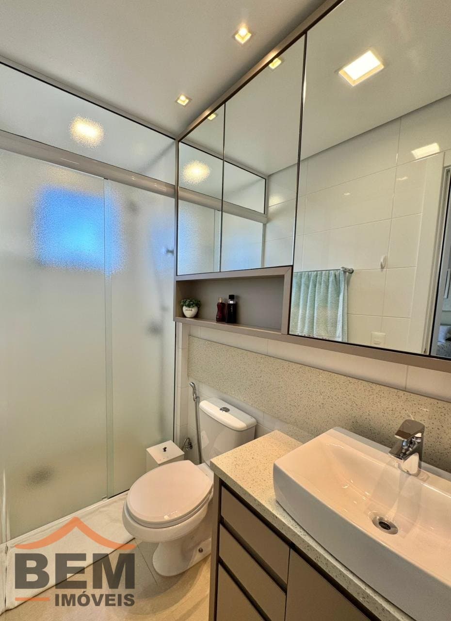 Apartamento para Venda com 3 quartos e 96m² no bairro Vila Operária, em Itajaí