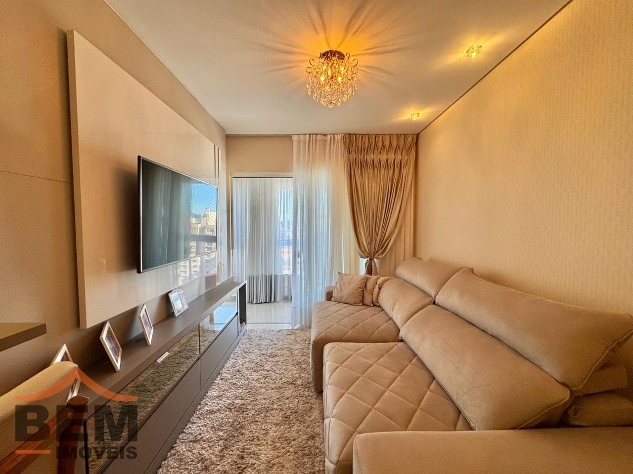 Apartamento para Venda com 3 quartos e 96m² no bairro Vila Operária, em Itajaí